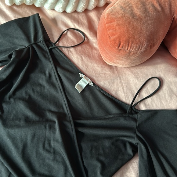 H&M Off The Shoulder Top Women size L - Picture 2 of 7